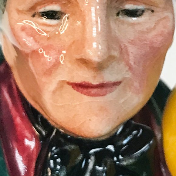 Royal Doulton 1929-1998 "The Old Balloon Seller" Figurine, HN1315 - Picture 7 of 10